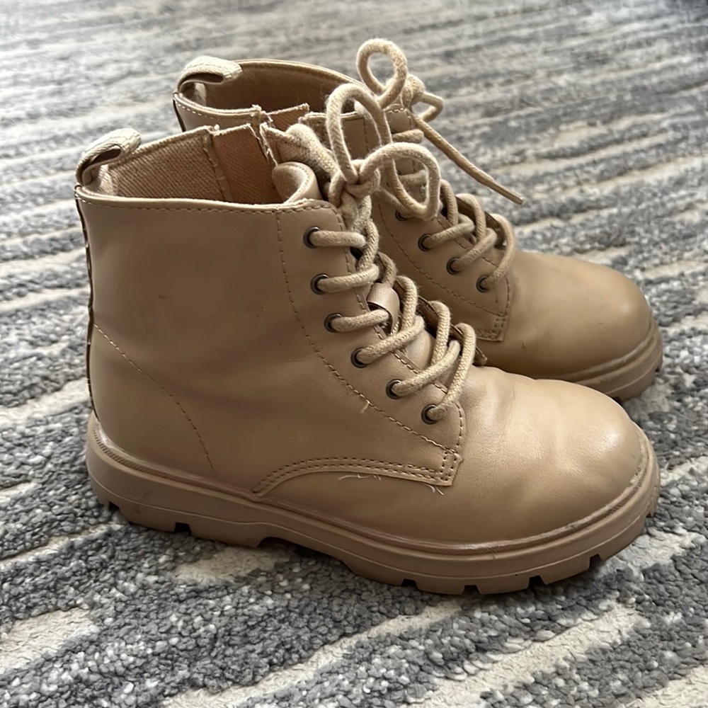 Girls Zara boots